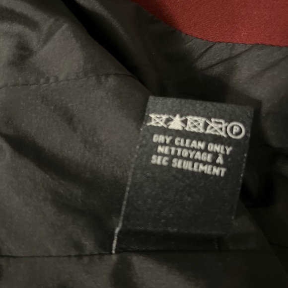 Le Chateau Blazer - Picture 7 of 10